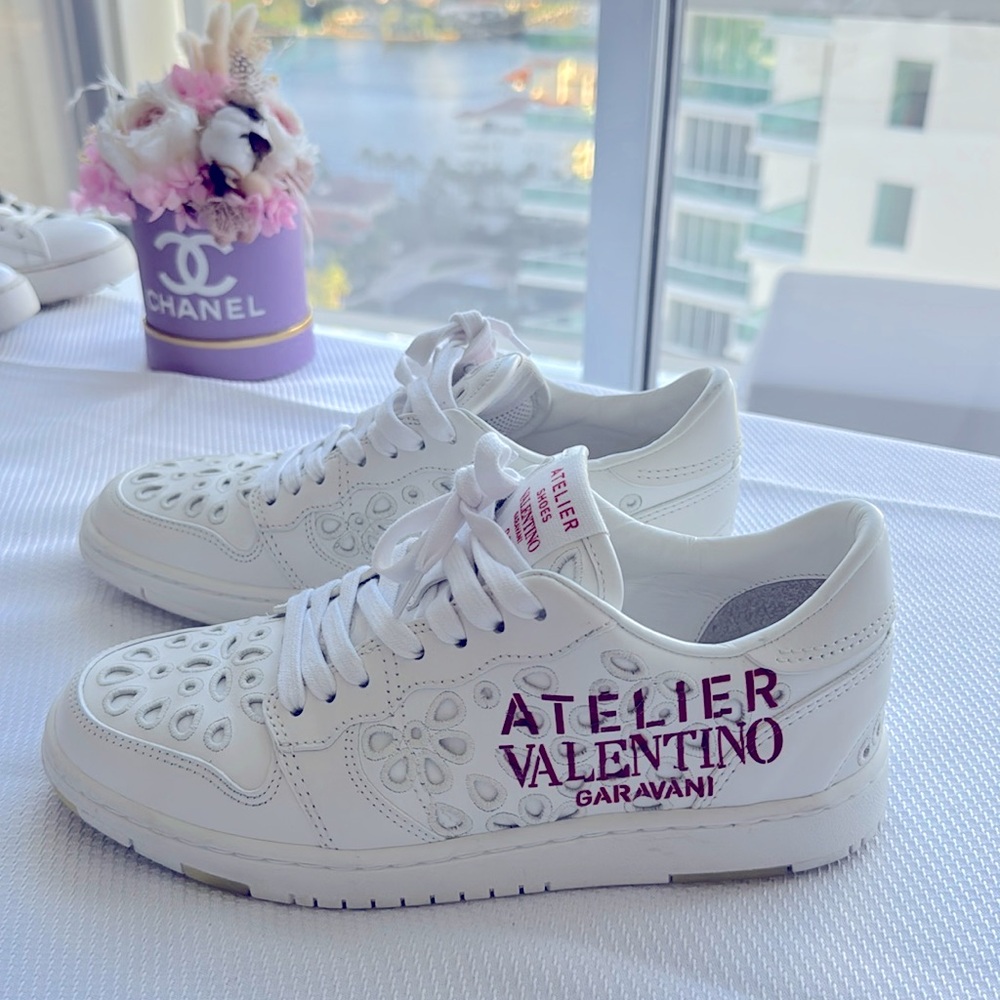 Valentino Garavani atelier sneakers 39.5